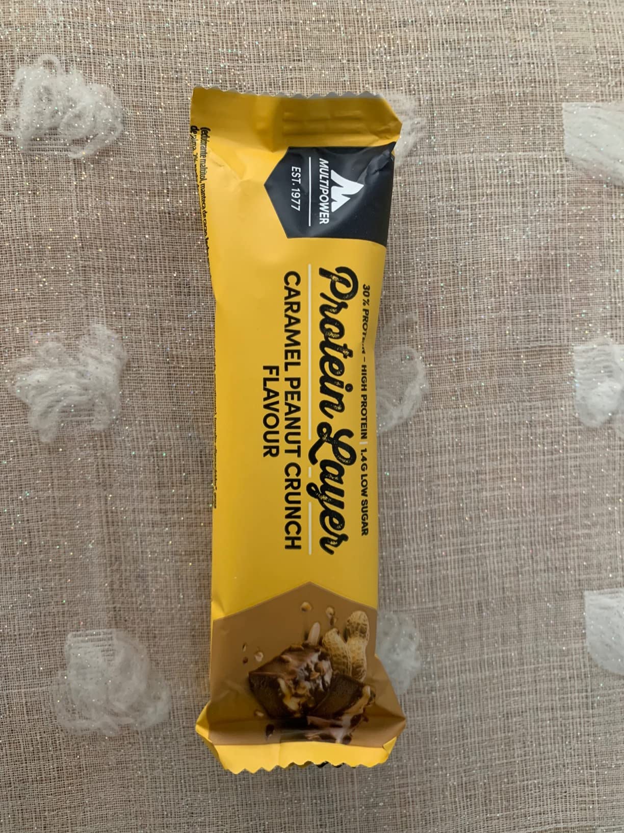 Multipower Protein Layer barretta proteica Peanut Crunch 18 x 50 g al caramello